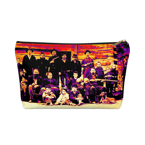 Hatfields Accessory Pouch w T-bottom